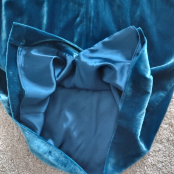 ♥️NWT♥️ BODEN WOMENS VELVET DRESS - Picture 10 of 13